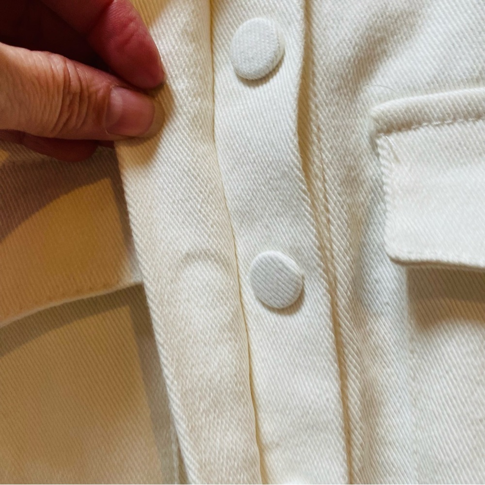 EN SAISON Lira Short-Sleeve White Structured Midi Denim Dress - Picture 9 of 10